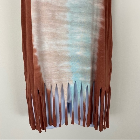 BLUE BUTTERCUP Tie Dye Fringe Hem Tank Top Scoop Neck Bohemian Western Medium - Picture 3 of 5
